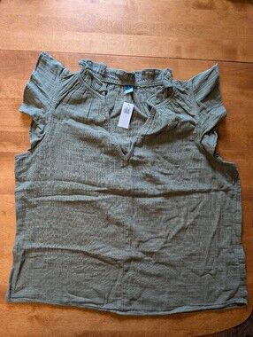 Old navy Top Size Large